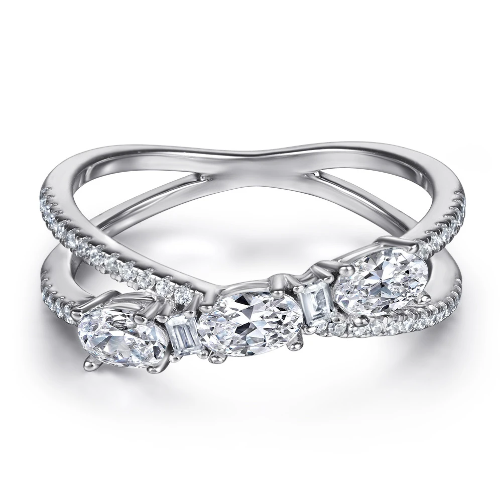 Crossed-Band Sparkle Ring