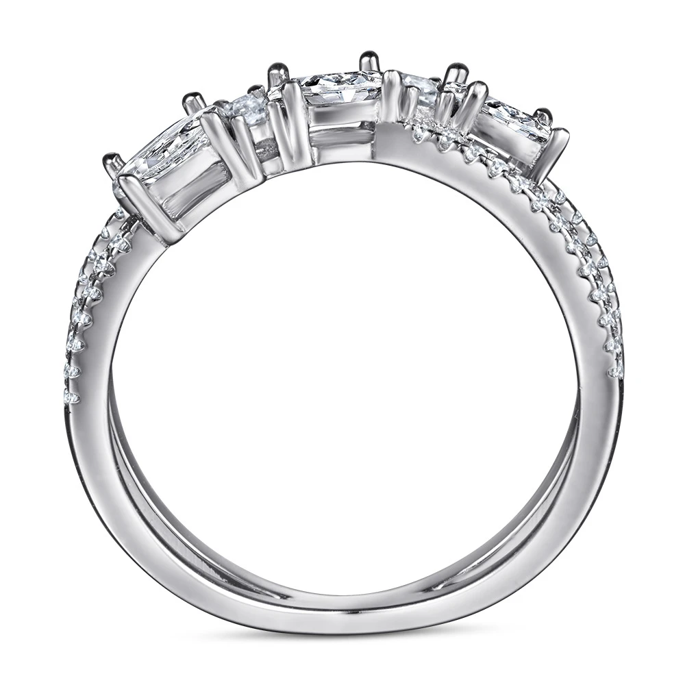 Crossed-Band Sparkle Ring, photo 2