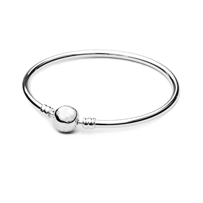 Minimal Round-Clasp Bangle