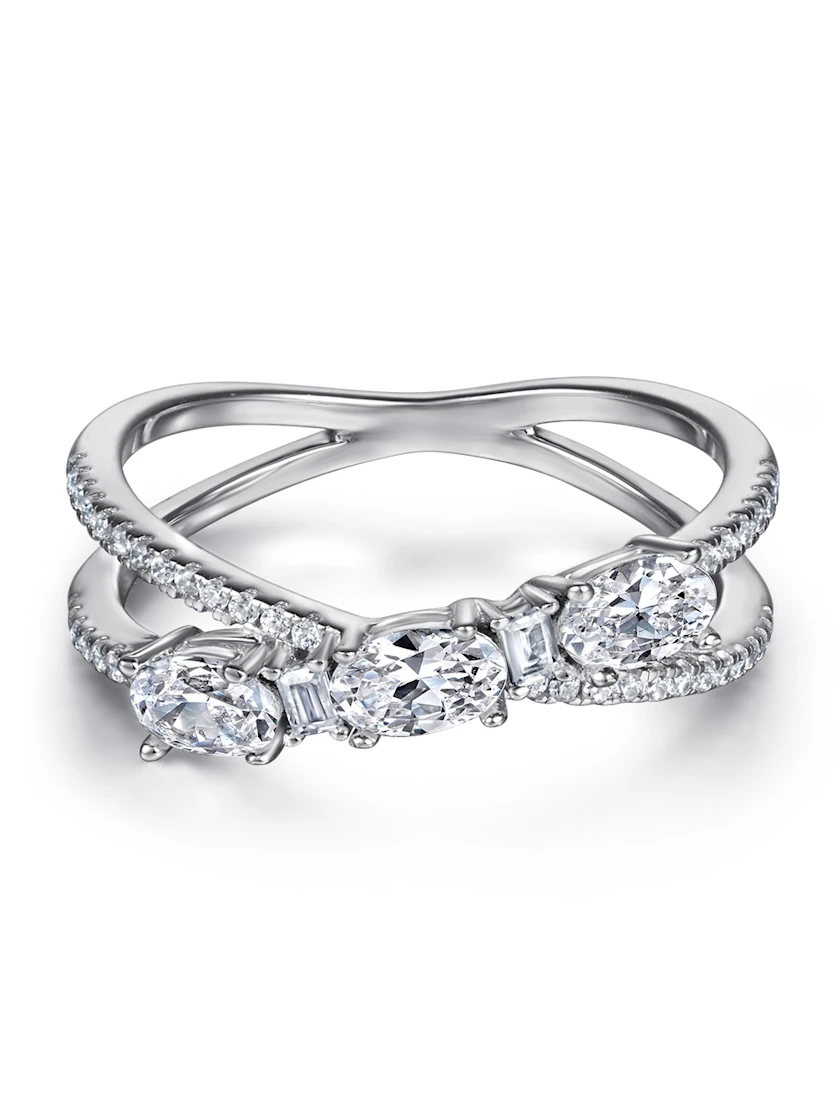 Crossed-Band Sparkle Ring